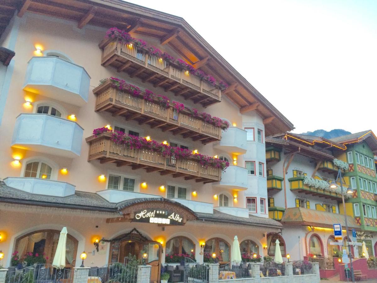 Hotel Alba Wellness & Spa Canazei Dış mekan fotoğraf